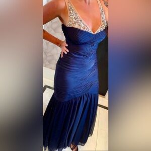 Adrianna Papell Women Sz 8 Navy Pleated Jewel Illusion Neckline Gown Dress